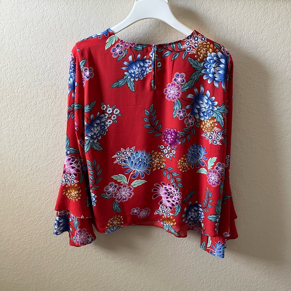 Adrienne Vittadini Women’s Red Floral Print Long Sleeve Blouse Size M - Picture 7 of 9